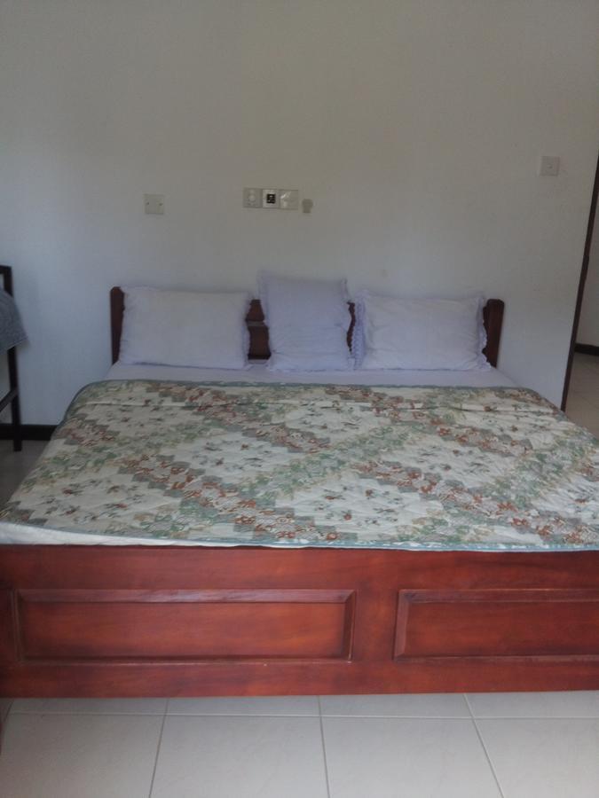 Hotel Whitehouse تيساماهاراما المظهر الخارجي الصورة