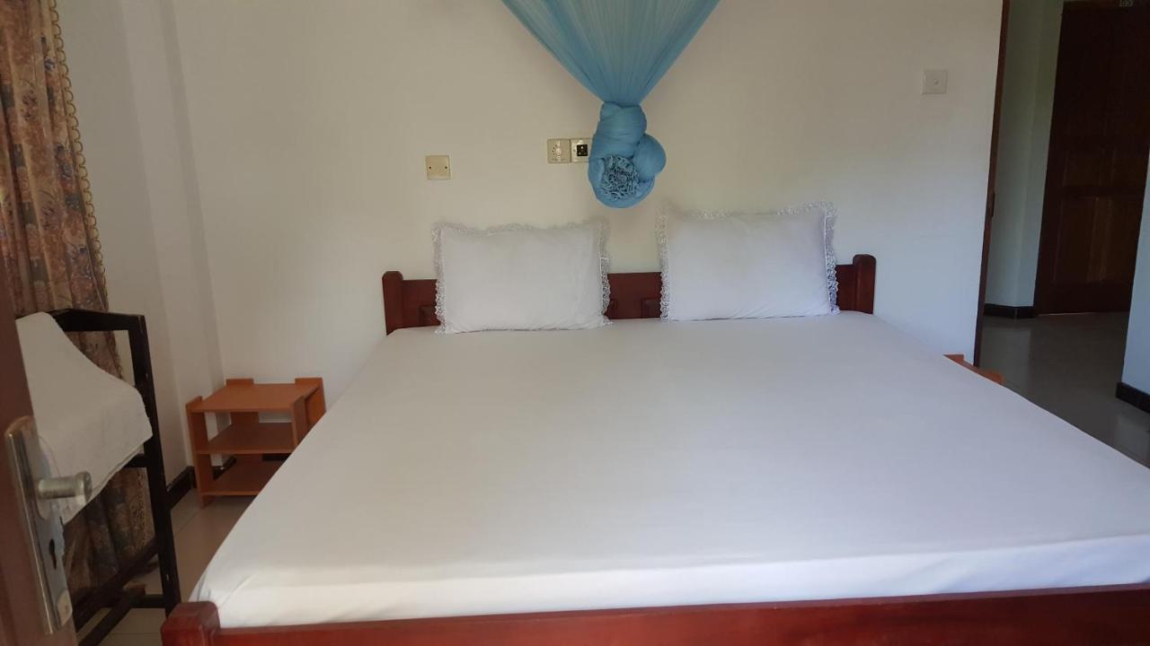 Hotel Whitehouse تيساماهاراما المظهر الخارجي الصورة